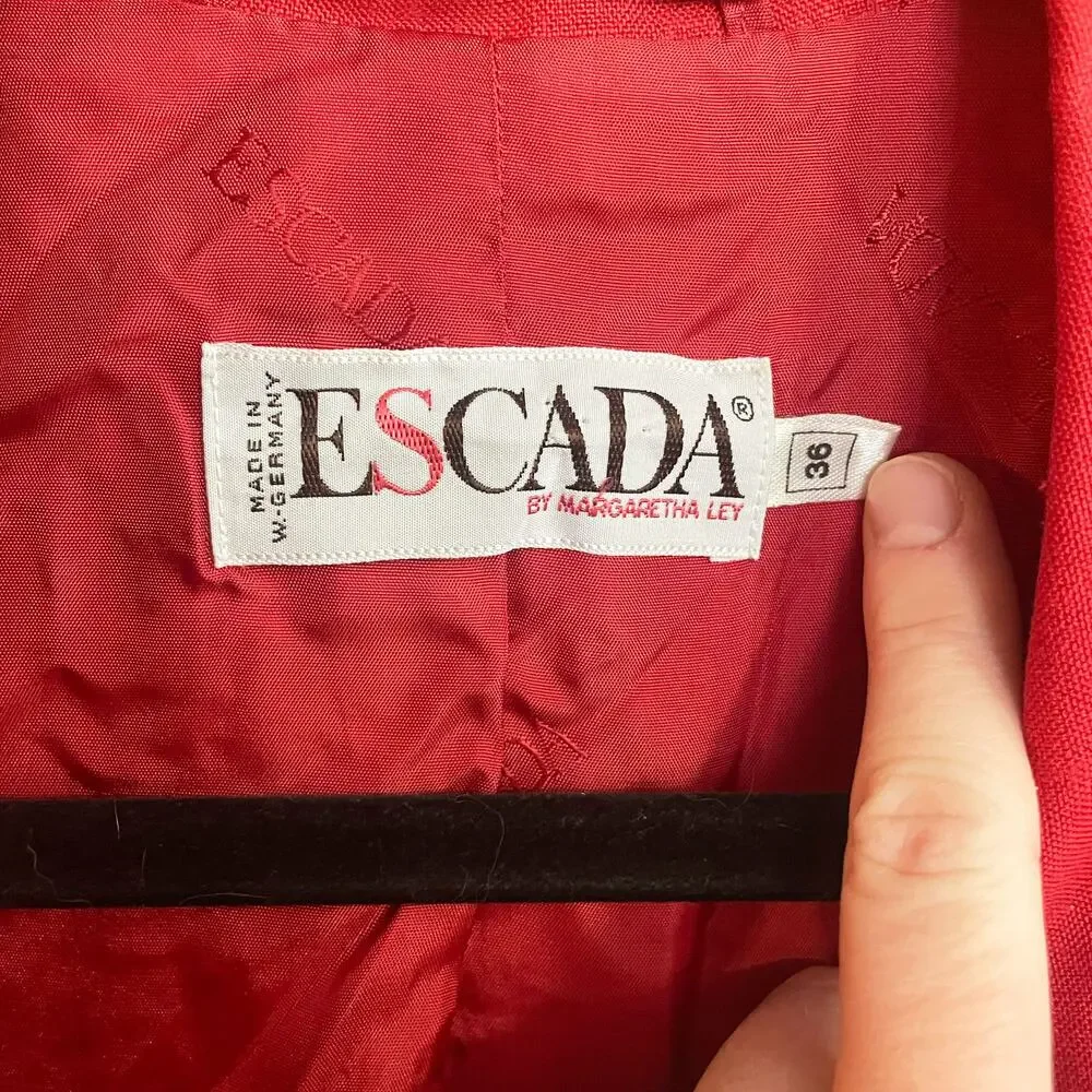 Escada Red Linen Blazer Size 36/Small EUC